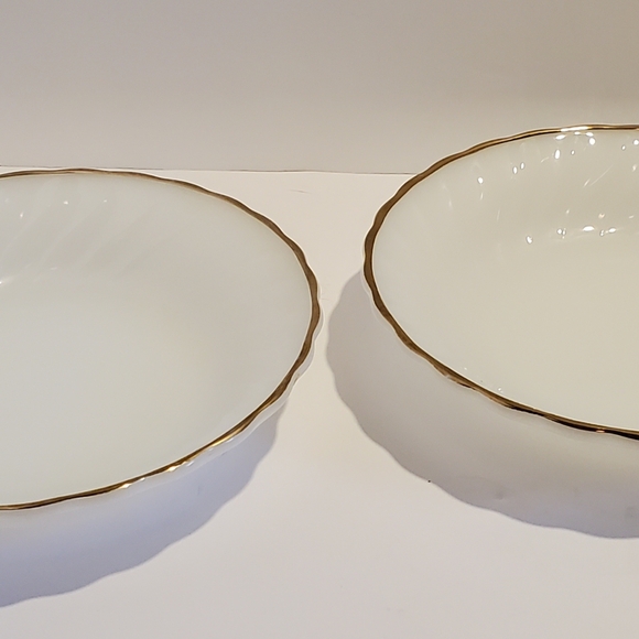 Set Of 2 Vintage Fire King Glass Golden Shell Soup/Salad Bowls | 22K Gold Trim - Picture 4 of 15